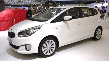 Kia mang xe Carens thế hệ mới tới giới thiệu tại Triển lãm ôtô Seoul 2013 