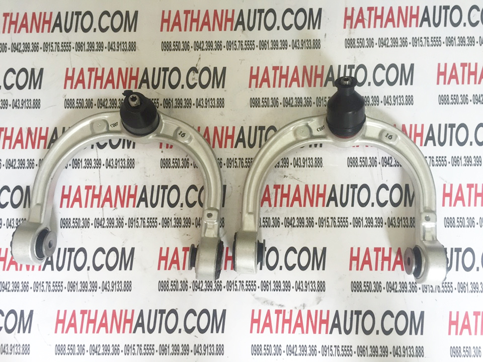 Càng A trên trước trái xe Mercedes GL320, GL350 - 2513300707